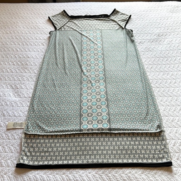 Max Studio Sheath Dress Tile Print Stretch Jersey Square Neck Cap Sleeve Size M - Picture 12 of 14